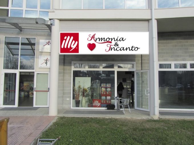 ARMONIA &INCANTO