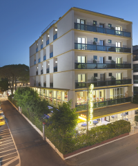 Hotel Carlton