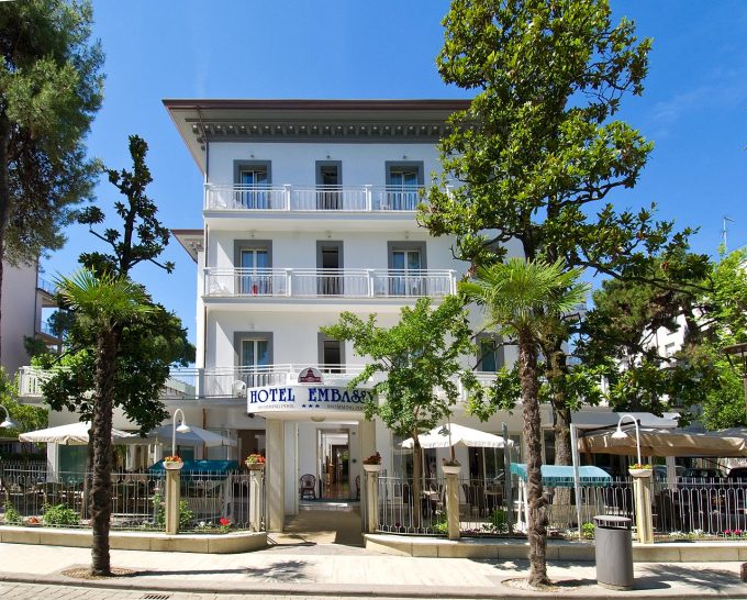 Hotel Embassy